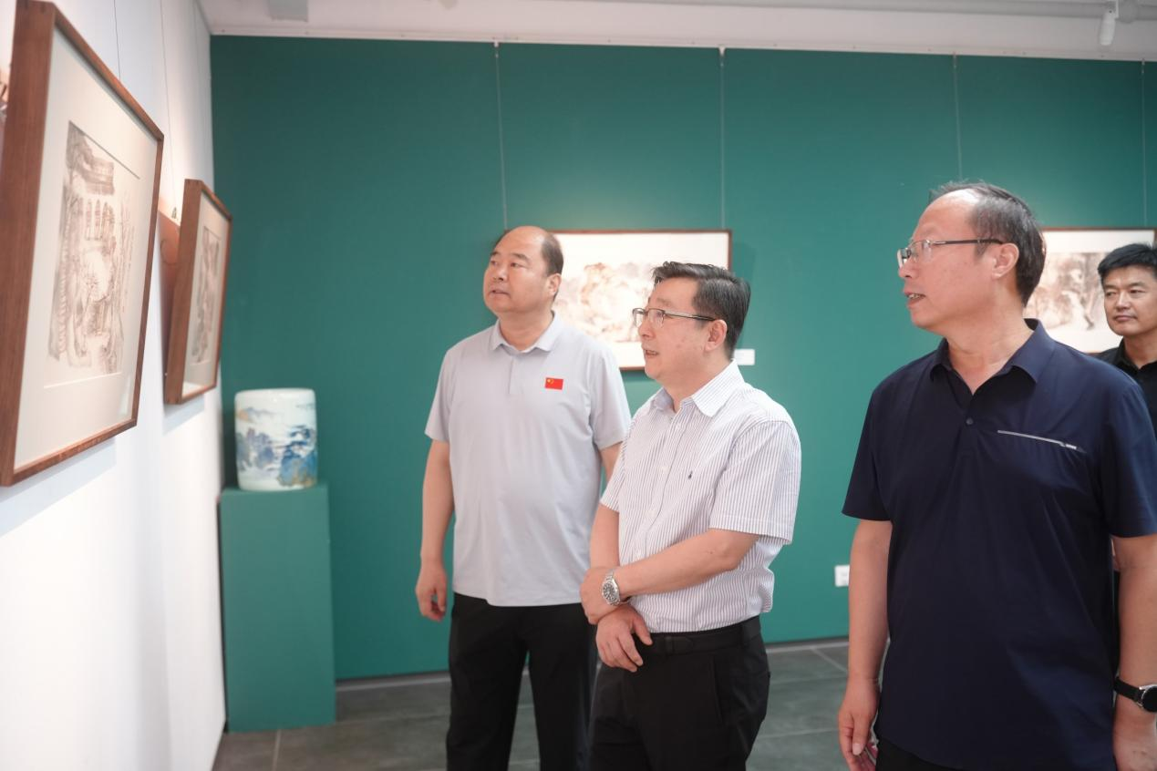https://img10.artimg.net/public/beian/png/202506/ef686ceddc7d55370d71e84c27958340.png