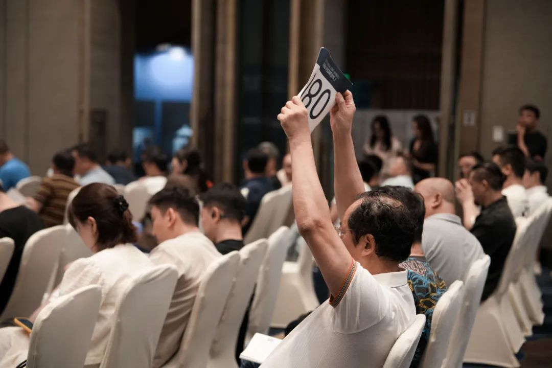 https://img10.artimg.net/public/beian/png/202506/f626cb760f10e2793c2a8416e065e69b.png