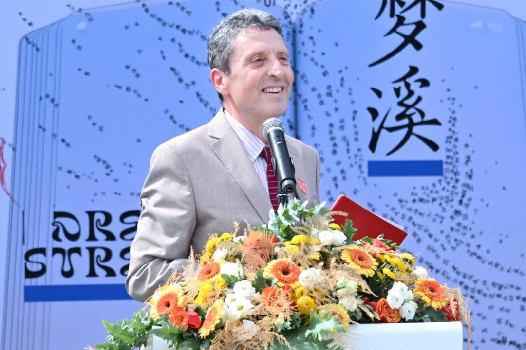 https://img10.artimg.net/public/beian/png/202605/00179967e30a2ee63d0377186d43482d.png