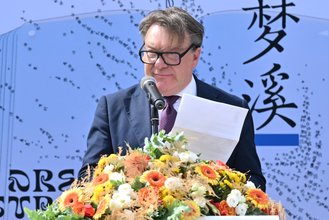 https://img10.artimg.net/public/beian/png/202605/7e23734fb60cc3cd64609387a3c1e815.png