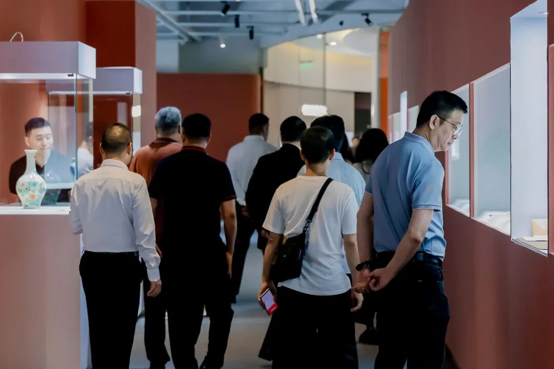 https://img10.artimg.net/public/beian/png/202606/1545793e680070e2d6fe724b1c9636d2.png
