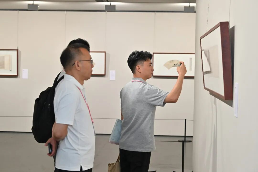 https://img10.artimg.net/public/beian/png/202607/fa268e5ad6f798bbae91cb6979ecaf7f.png