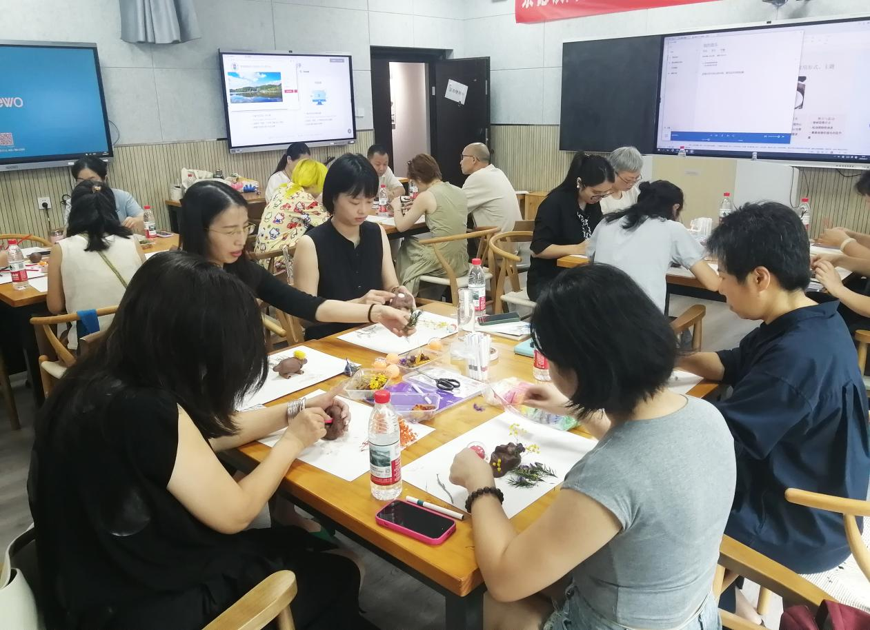 https://img10.artimg.net/public/beian/png/202608/e2c35adcf11623f1e6c59d67298948f5.png