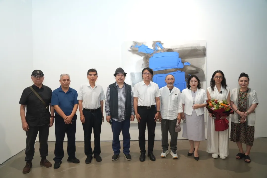https://img10.artimg.net/public/beian/png/202608/eed6c57b737bae967a08f83d7506ebea.png