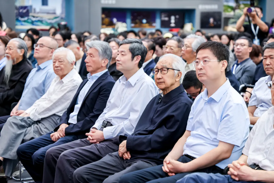 https://img10.artimg.net/public/beian/png/202609/e7d38c6da376e930e08431870b723ab3.png