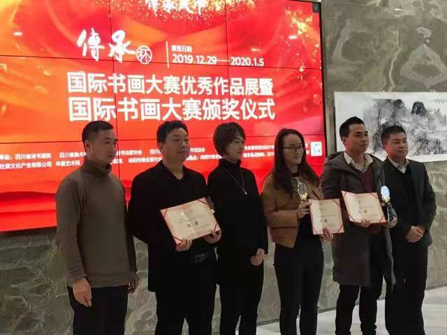 https://img10.artimg.net/public/write/jpg/202205/06354195d1afa6afbf3f0e69803f0720.jpg