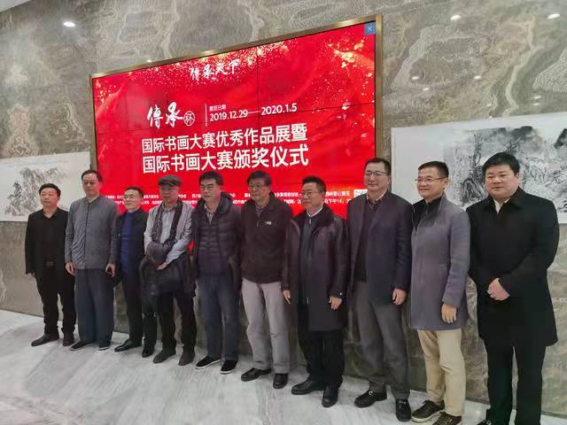 https://img10.artimg.net/public/write/jpg/202205/3a92c4e113788bc3a26e6aebfbbf3254.jpg