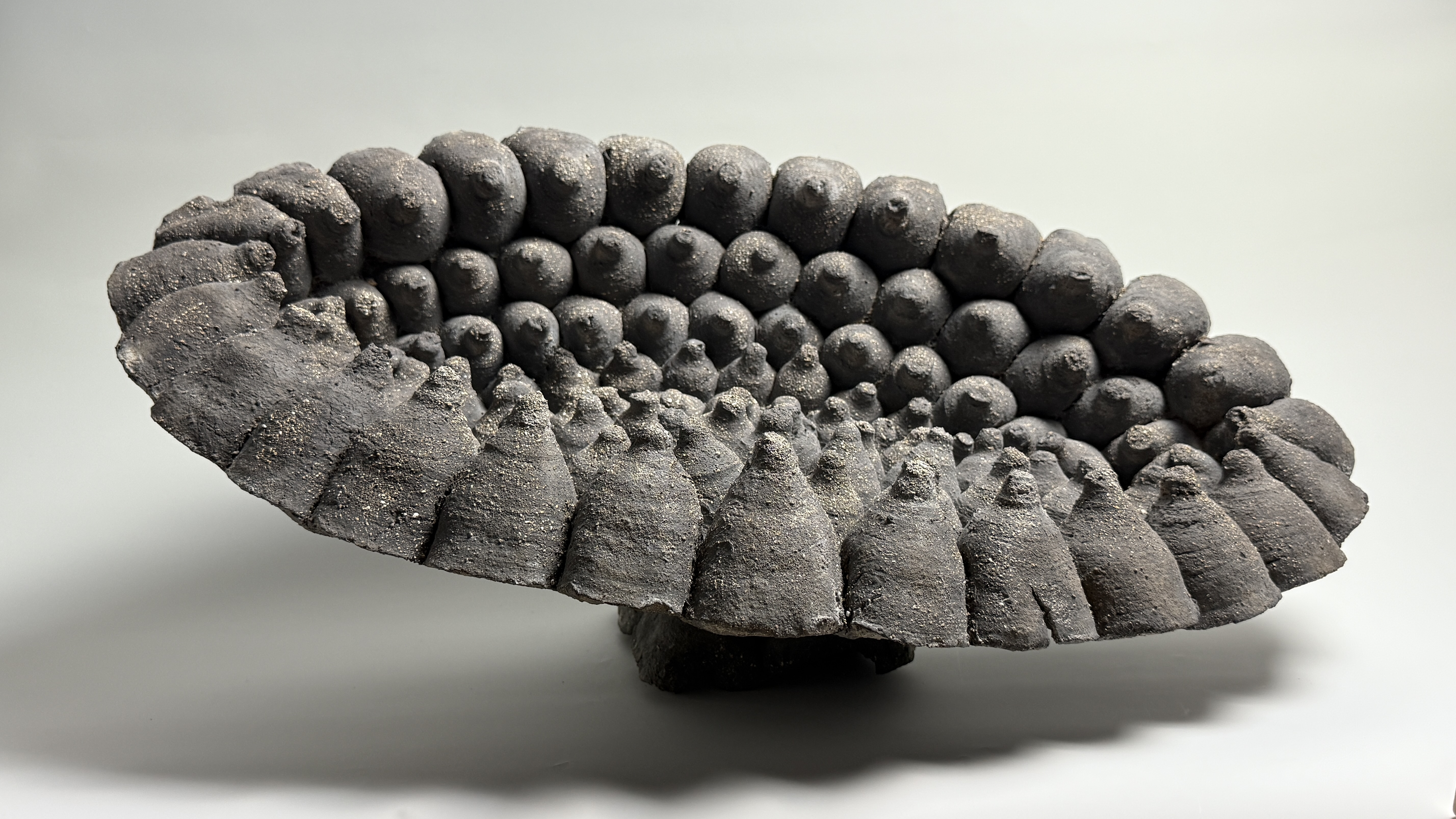 《搁浅的女船》正面